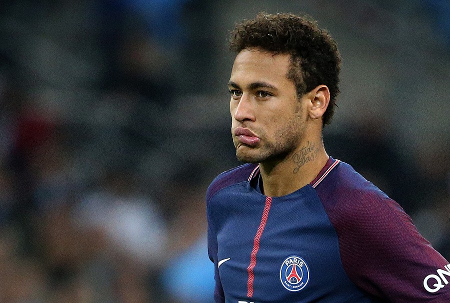 甘锐：主教练反复强调亚冠一定要拼，韦世豪也冒着风险上场了