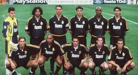 CBA广东男篮险胜辽宁男篮