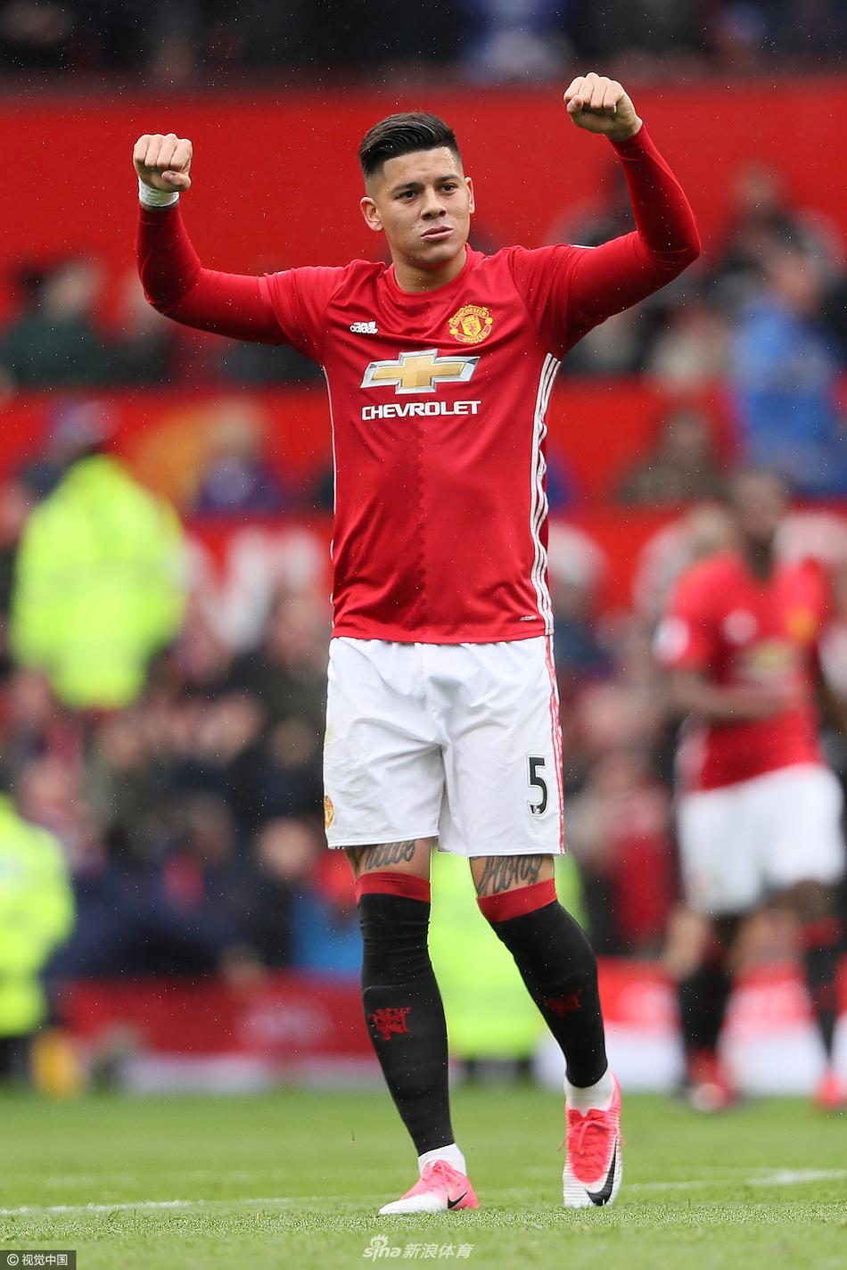 巴莱巴：父亲盼我像小罗那样踢10号位；在喀麦隆踢球更自由（巴莱巴：父亲希望我像小罗一样司职10号；在喀麦隆踢球更自由）