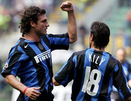 斯维拉尔：不意外我们目前排名榜首，但不该过早关注积分榜