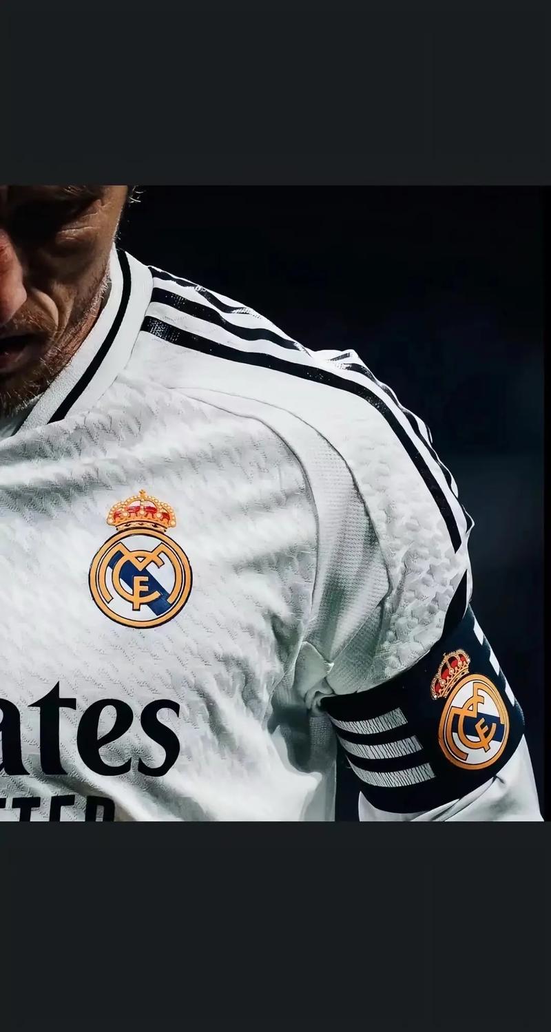 本赛季东契奇缺席时里夫斯场均40分10助攻，今日三节36+9