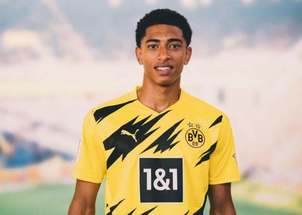 时隔26个月！队报：博格巴将在本周末随摩纳哥客场出征雷恩（阔别26个月，队报：博格巴本周末将随摩纳哥客战雷恩）