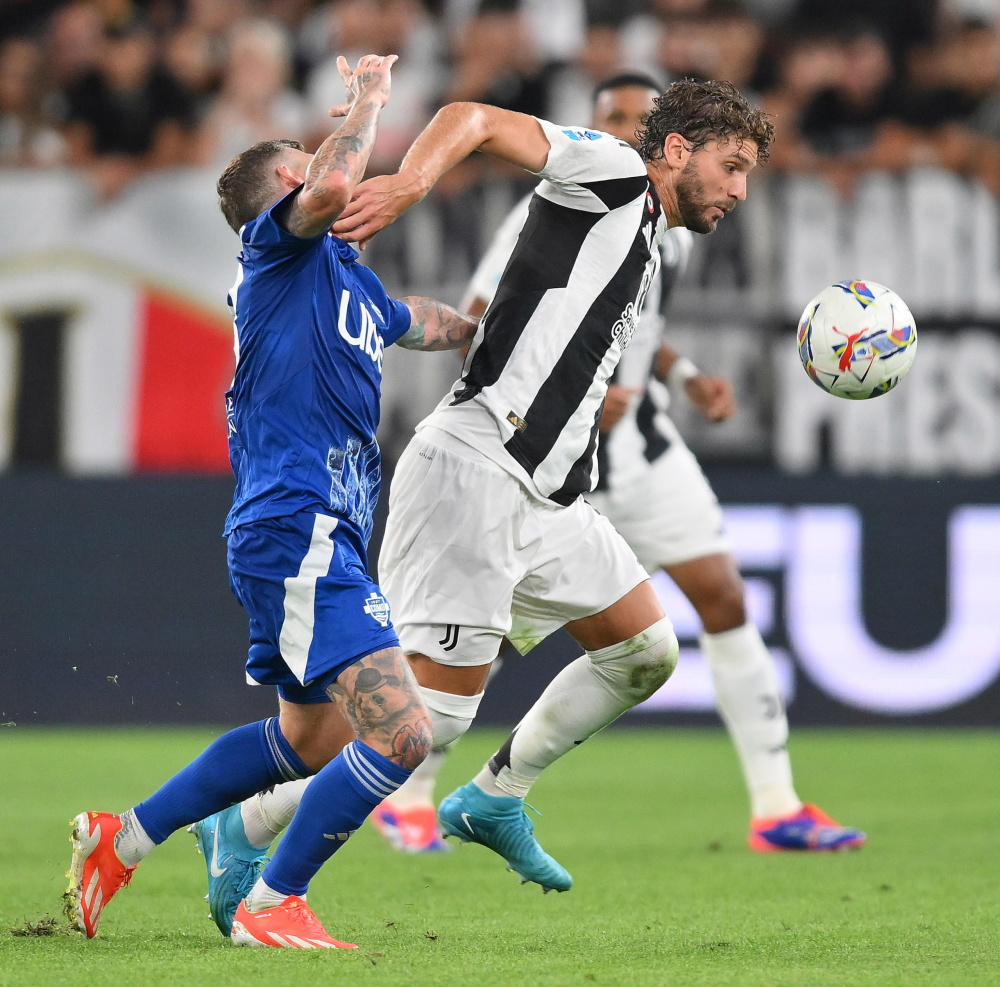 利物浦对罗德里戈兴趣浓厚，其连续31场未进球创纪录，皇马愿以高价出售。