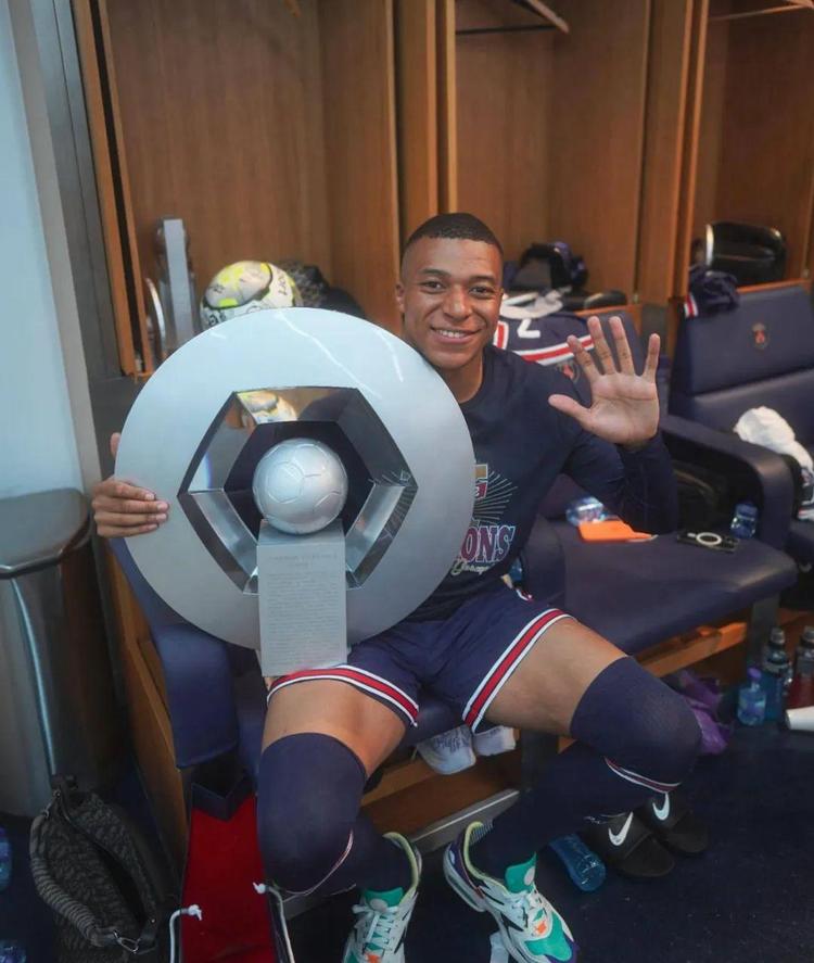 美媒：雷霆打破勇士73胜9负纪录的概率已经升至29%