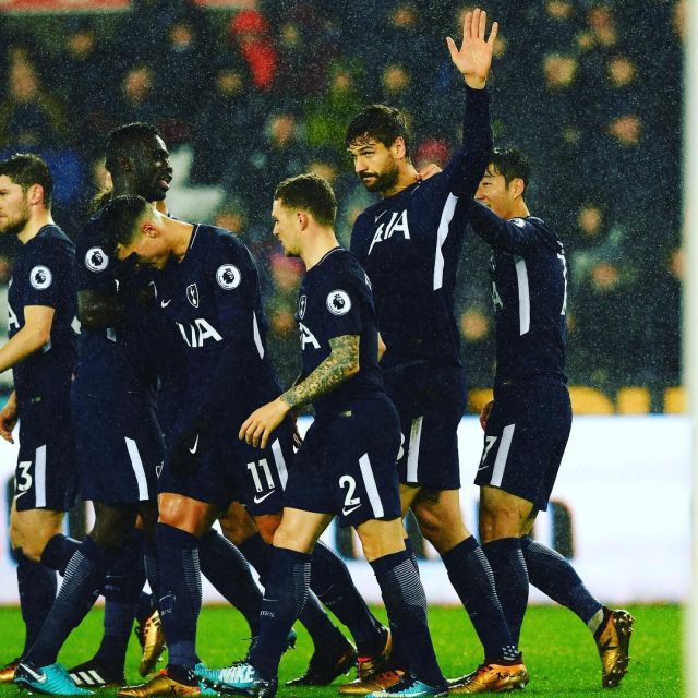 梅西：布斯克茨的退役我们之前讨论过，阿尔巴退役完全是晴天霹雳