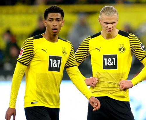 博尼法斯租借合同将在明夏结束，不莱梅总监：没考虑让他提前离队（博尼法斯租借期将于明夏到期，不莱梅总监：未考虑提前解约）